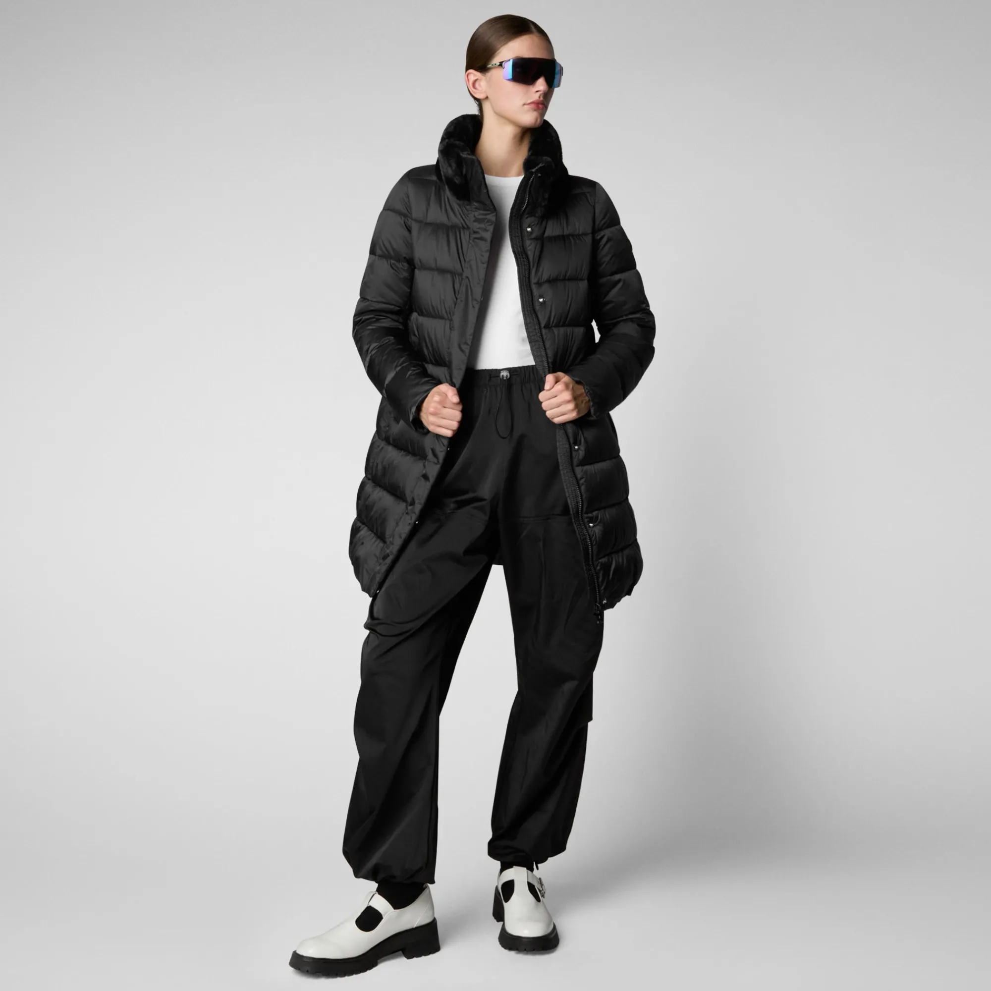 Hot Save The Duck Women's Puffer Coat Dalea with Faux Fur Collar  in Black