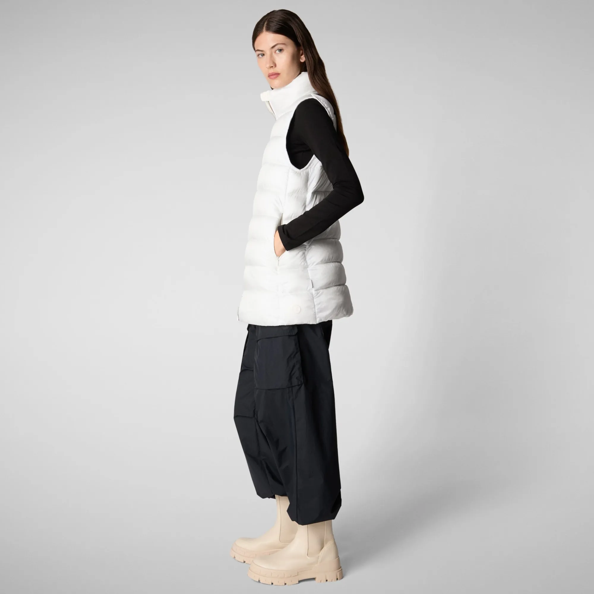 Discount Save The Duck Women's quilted vest Coral in Off White
